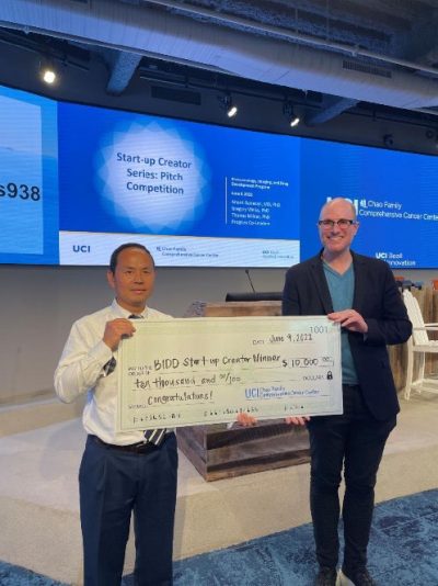 Dr. Xiang and his team wins 1st place in Start-Up Creator Pitch Competition